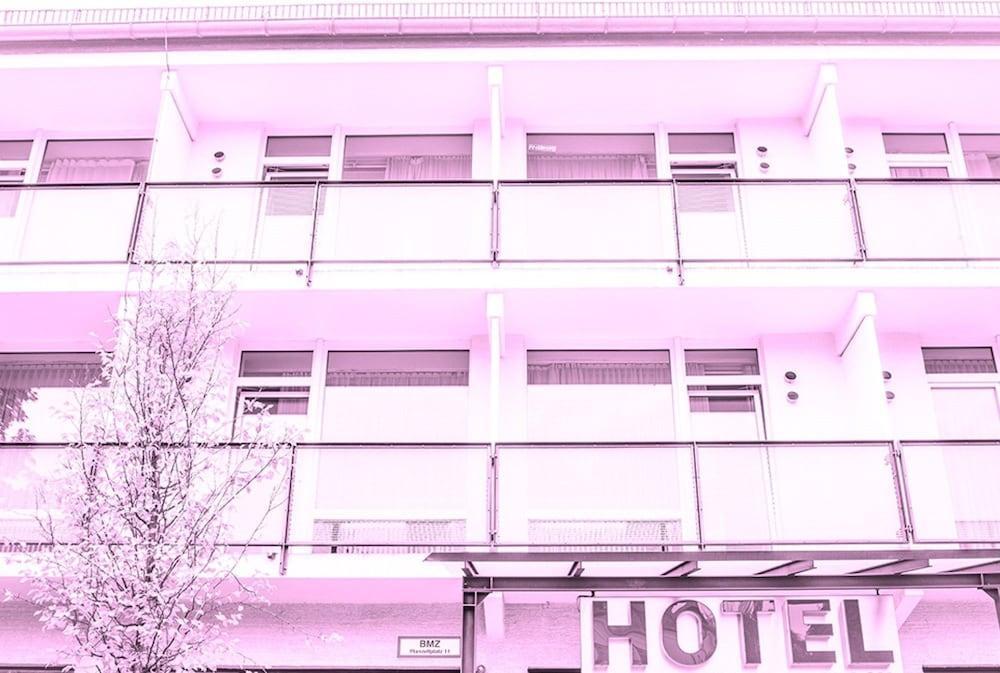 Fab Hotel München Buitenkant foto